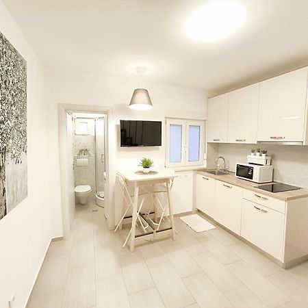 Central Apartment & Room Niko Split Eksteriør billede