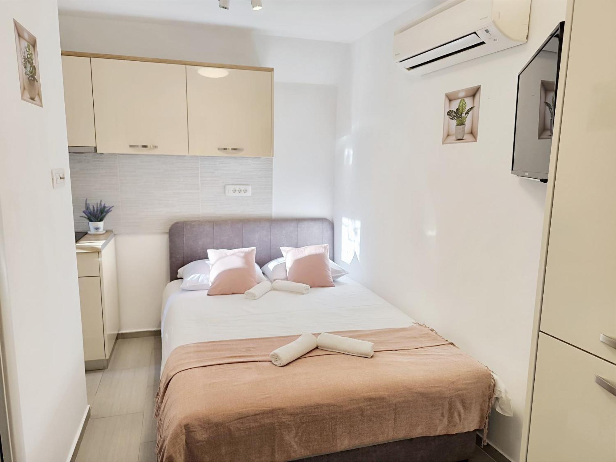 Central Apartment & Room Niko Split Eksteriør billede