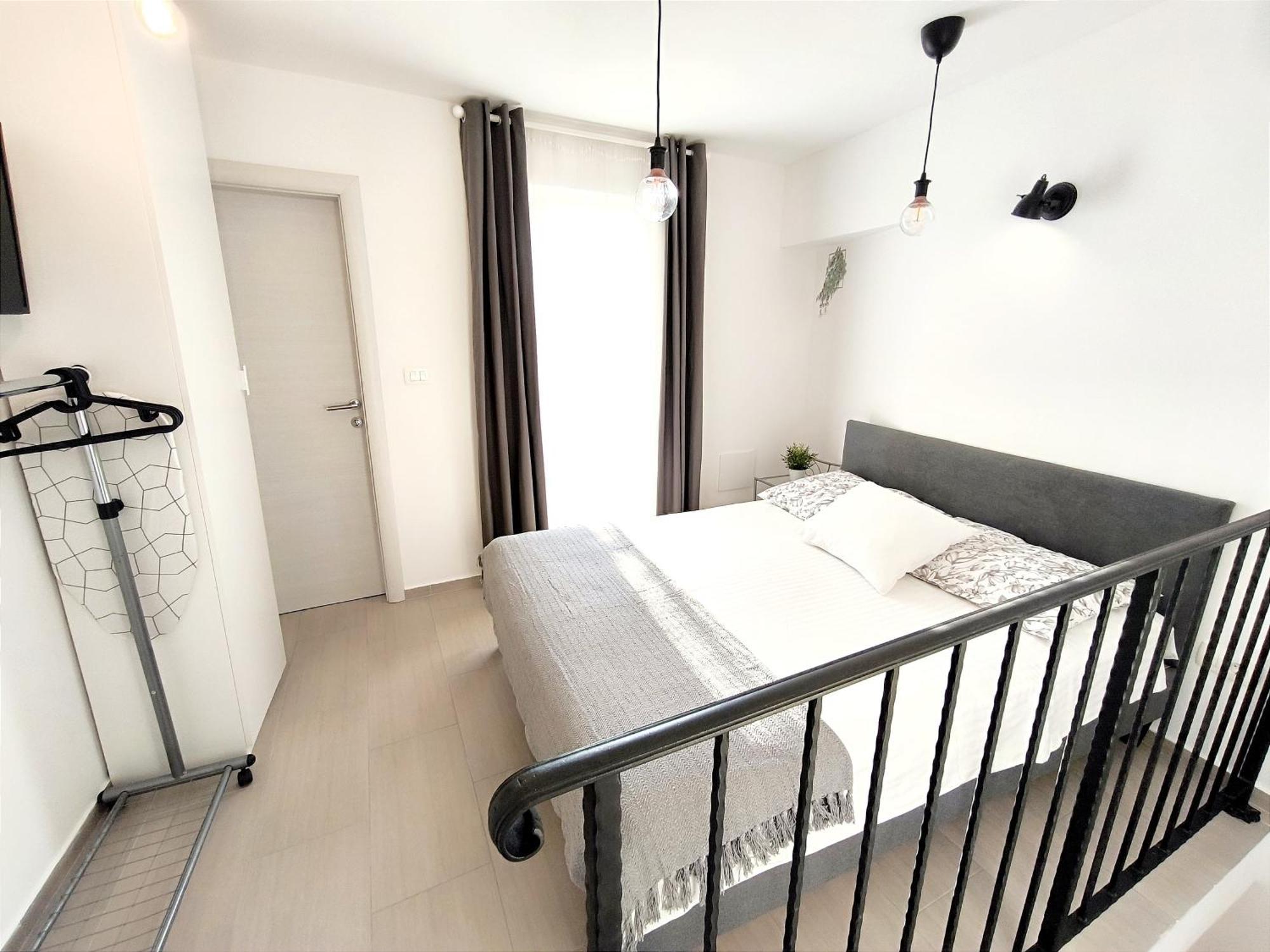 Central Apartment & Room Niko Split Eksteriør billede