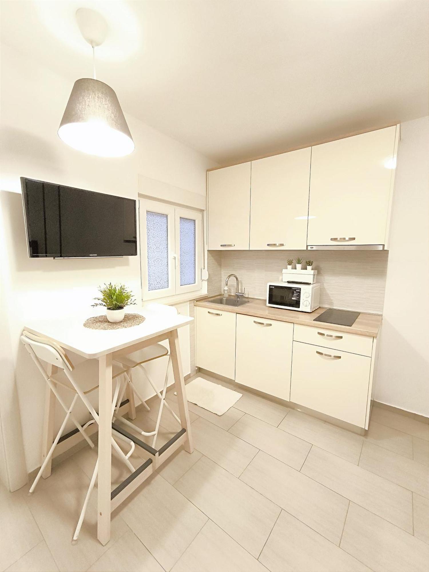 Central Apartment & Room Niko Split Eksteriør billede